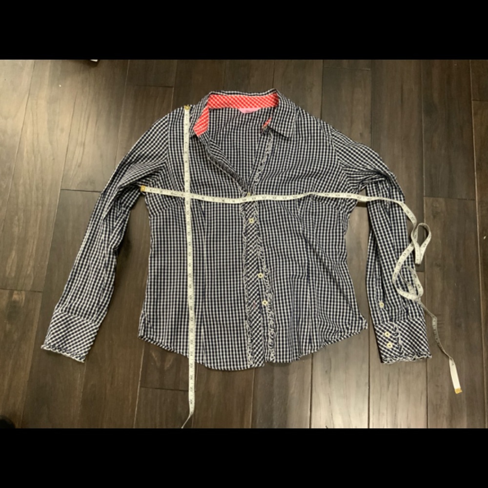 Lilly Pulitzer Navy and White Gingham Button up shirt size large